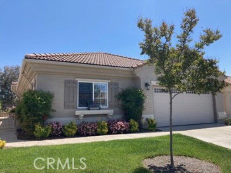 40000 Via Oporta Photo