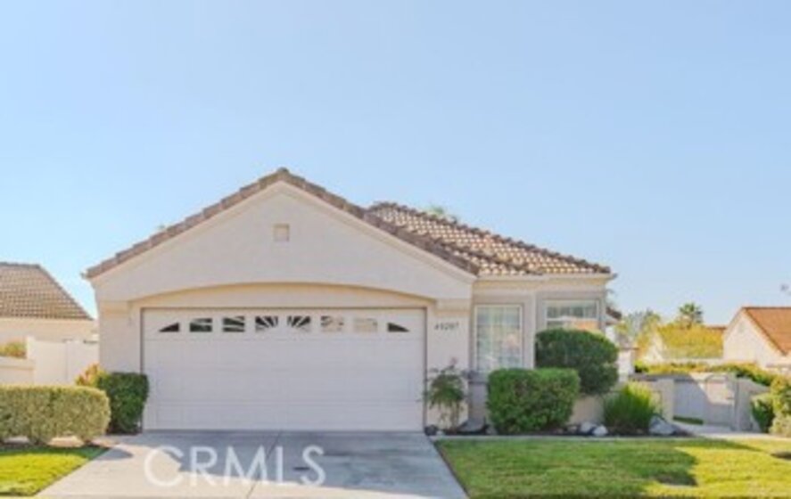 40207 Via Acuna Photo